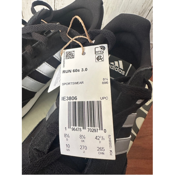 Adidas Run 60s 3.0 Sneakers Black Silver Size 8 and 10 - Picture 8 of 9